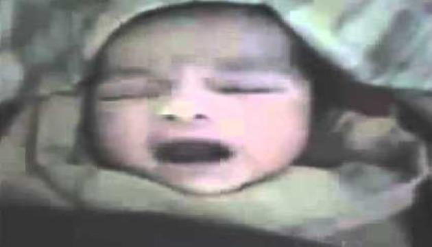 Suriyada yeni doğulmuş uşaq ALLAH dedi